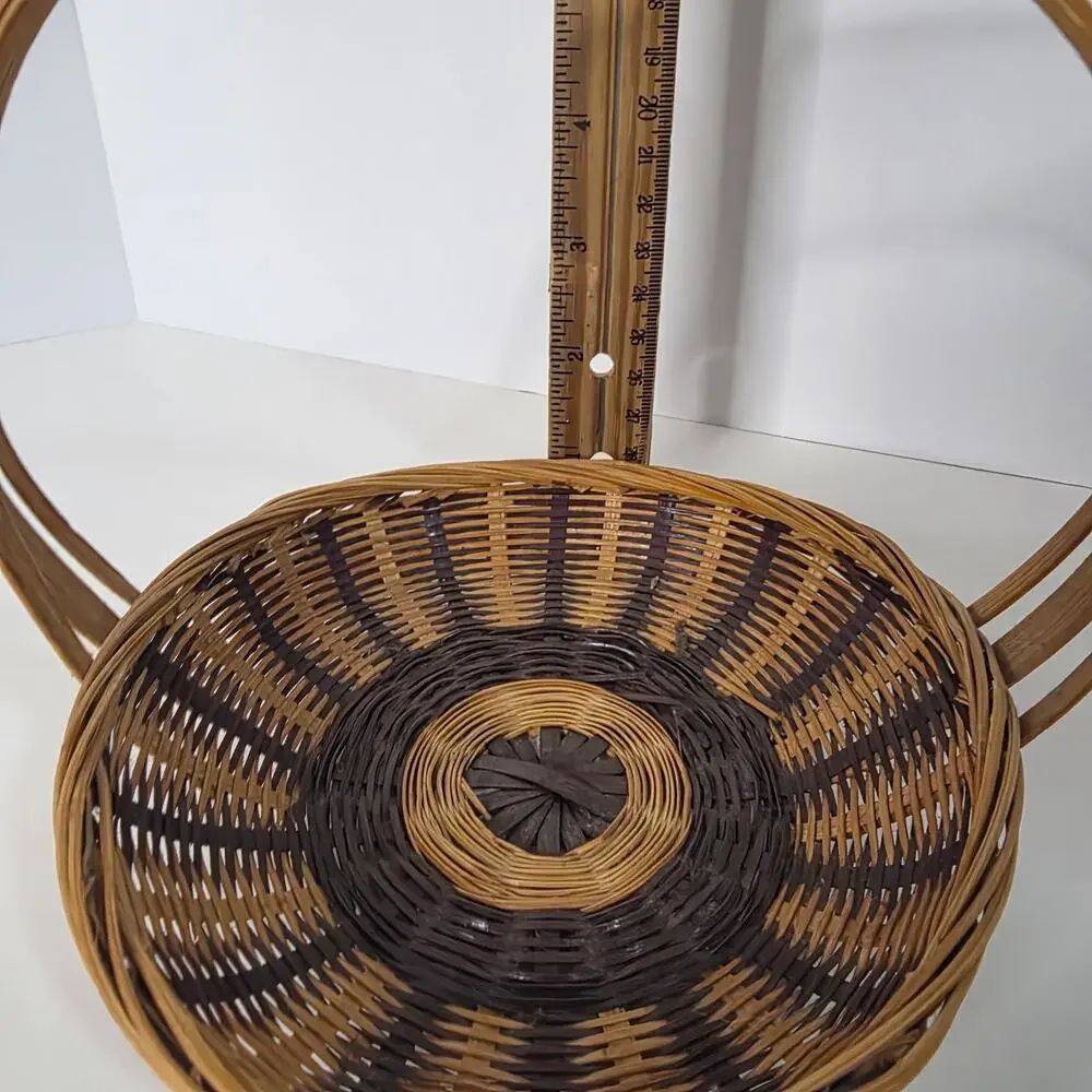 Vintage Two Tone Wicker Basket Double Handle 6in Easter Flower Girl Decor